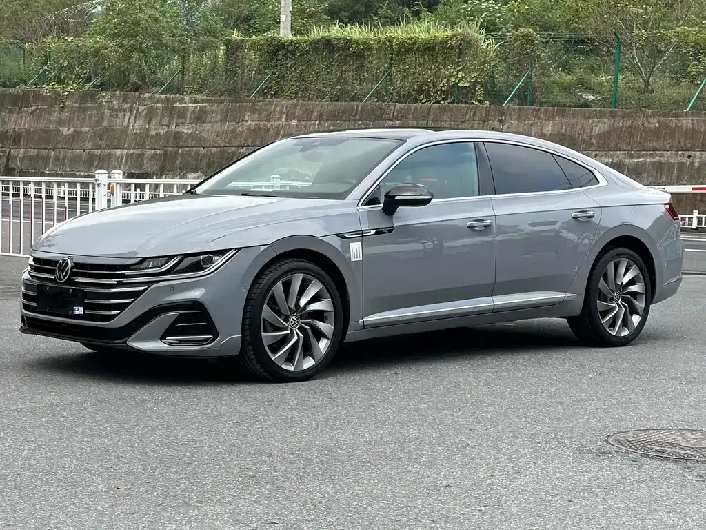 Volkswagen CC — фото 1