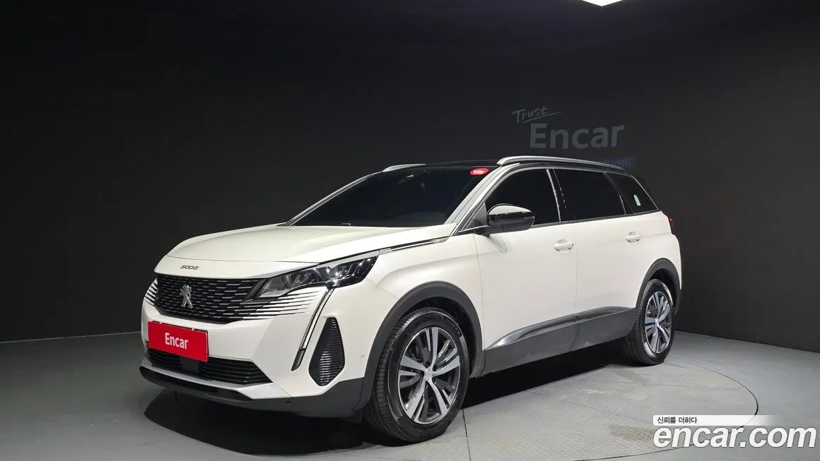 Peugeot 5008 — фото 1