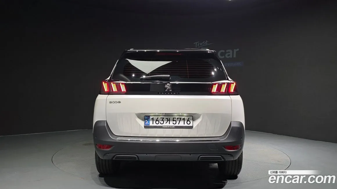 Peugeot 5008 — фото 4