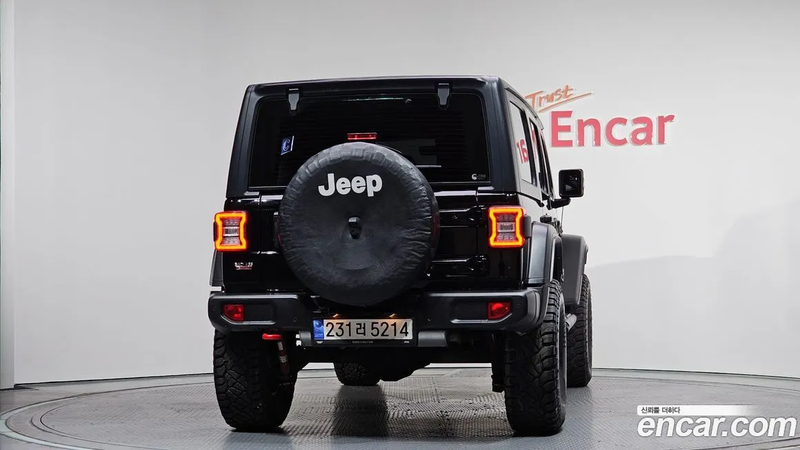Jeep Wrangler — фото 4