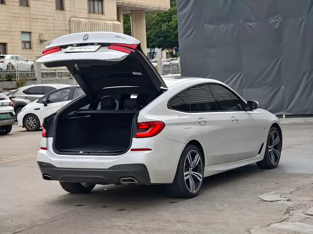 BMW 6 Series GT — фото 9