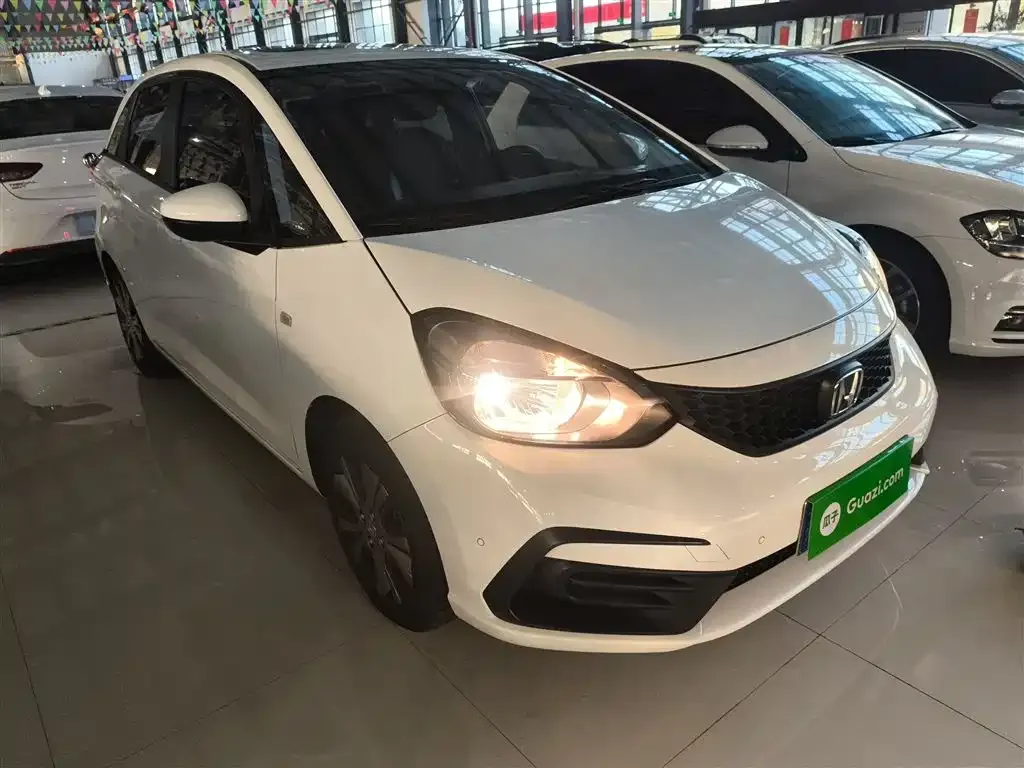 Honda Fit — фото 4