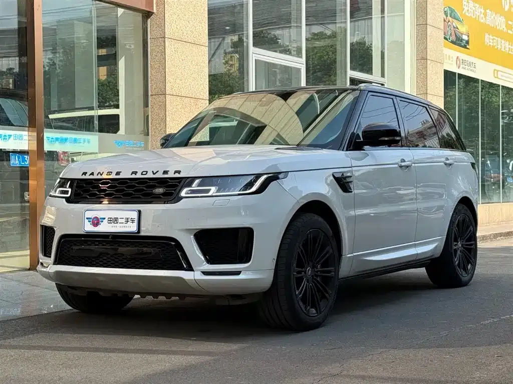 Land Rover Sport — фото 1