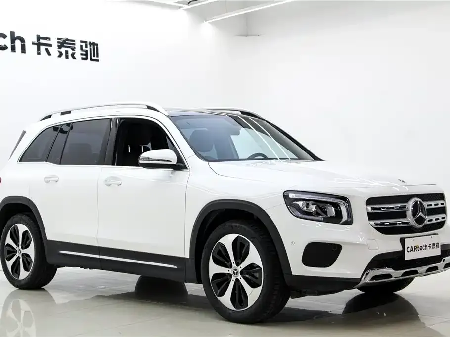 Mercedes-Benz GLB — фото 3