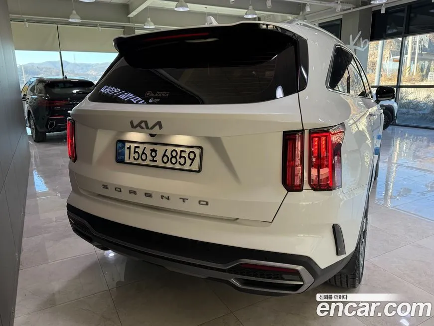 Kia Sorento — фото 3