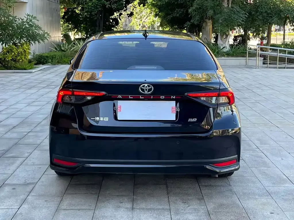 Toyota Allion — фото 8