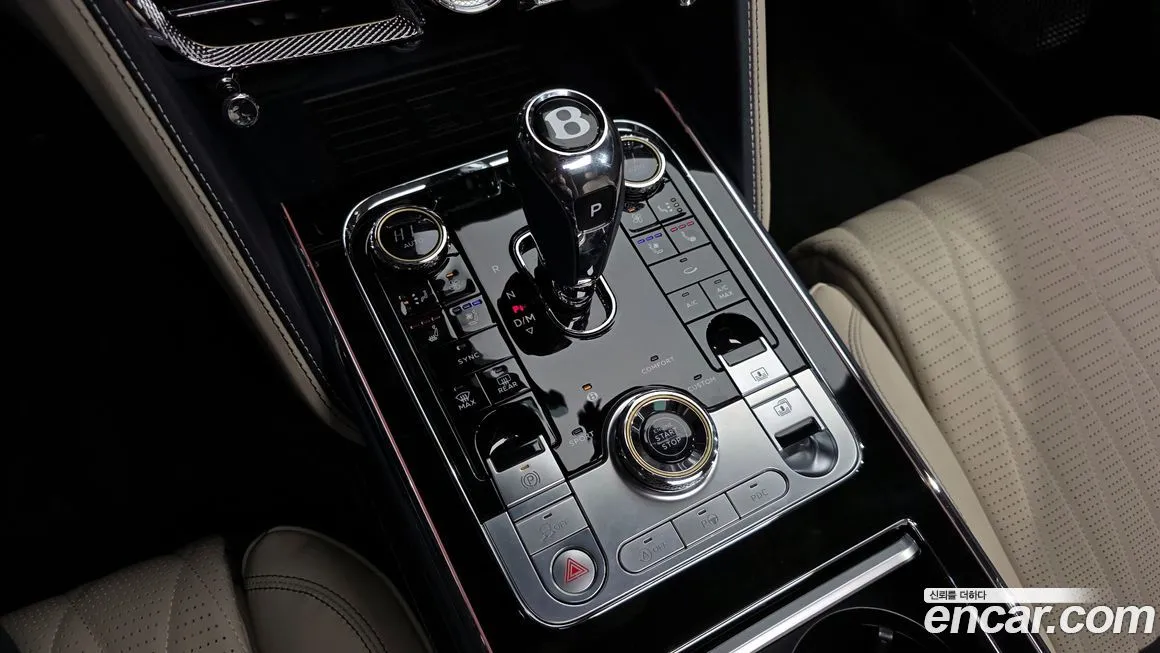 Bentley Flying Spur — фото 9