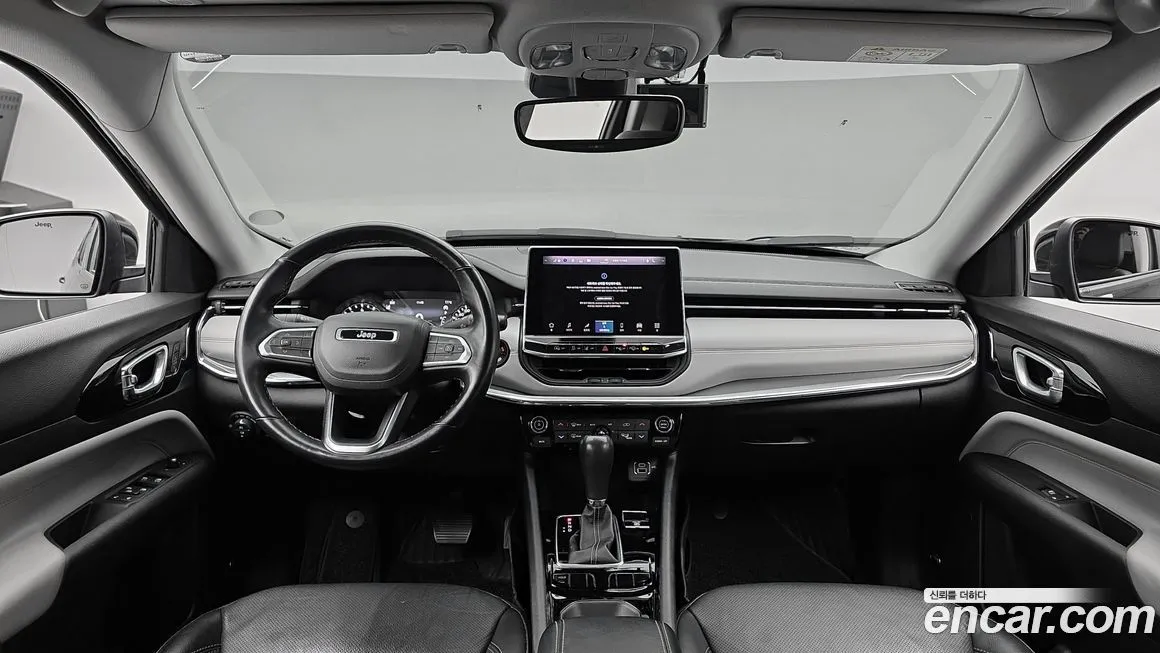Jeep Compass — фото 7