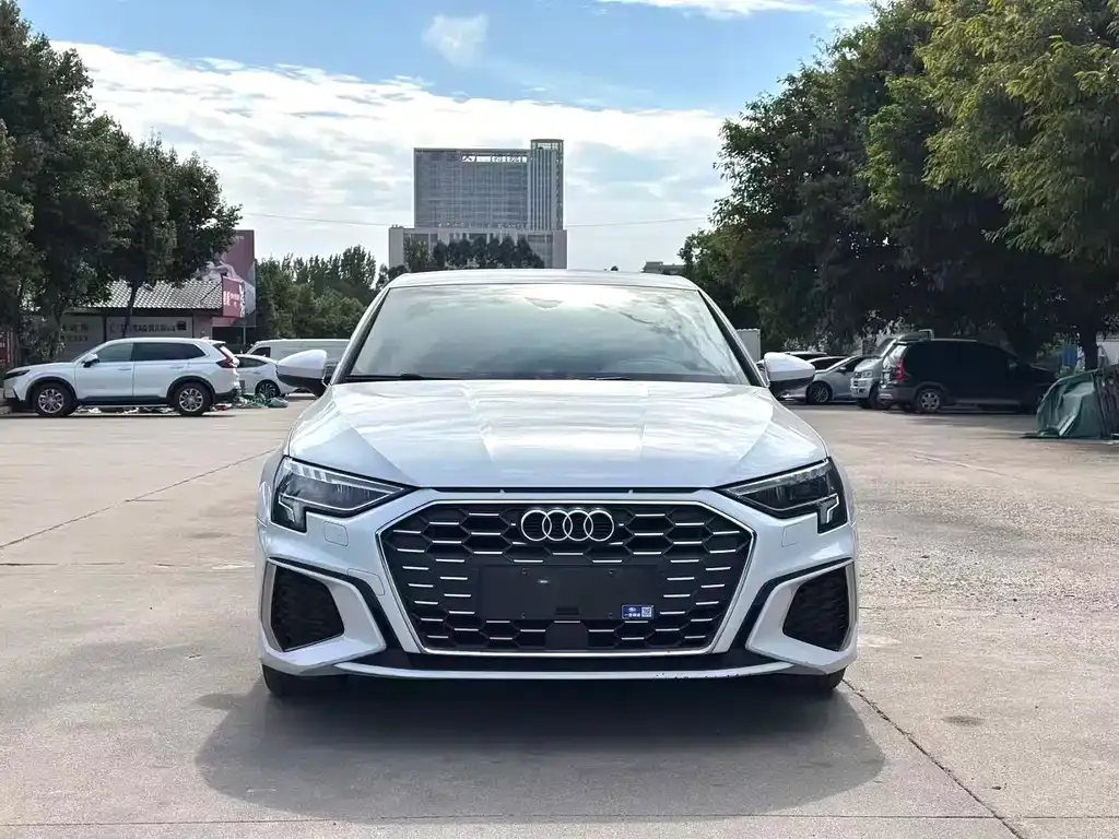 Audi A3 — фото 2