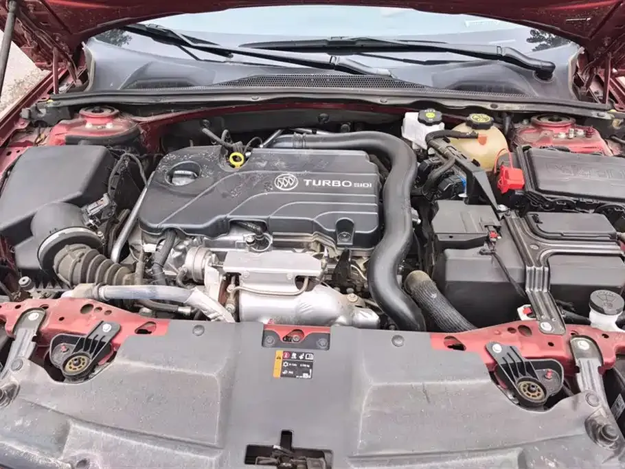 Buick Regal — фото 10