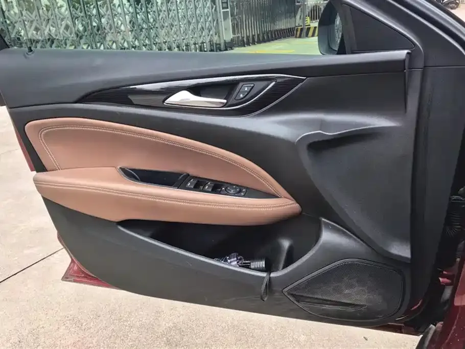 Buick Regal — фото 7