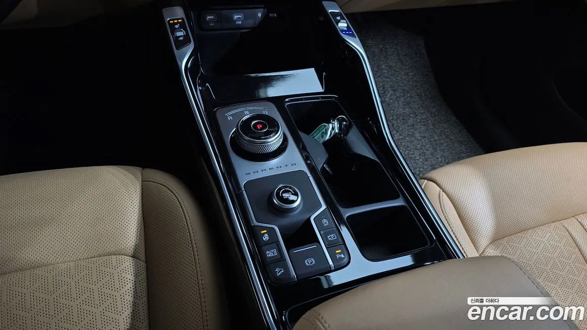 Kia Sorento — фото 9