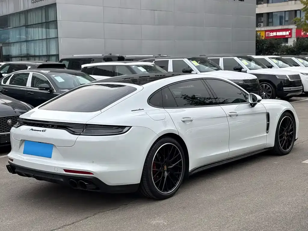Porsche Panamera — фото 4