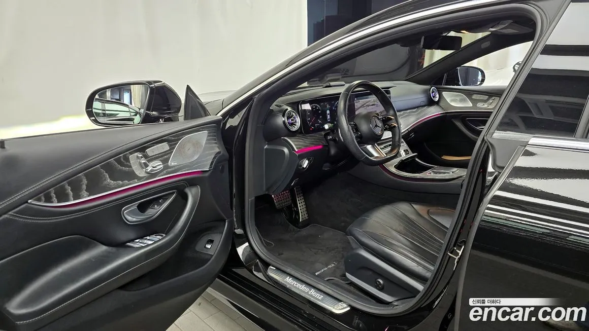 Mercedes-Benz CLS-Class — фото 10
