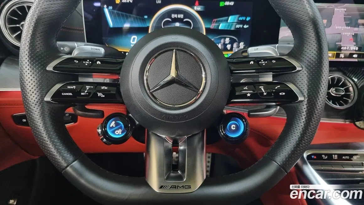 Mercedes-Benz AMG GT — фото 8