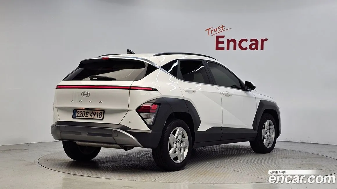 Hyundai Kona — фото 2