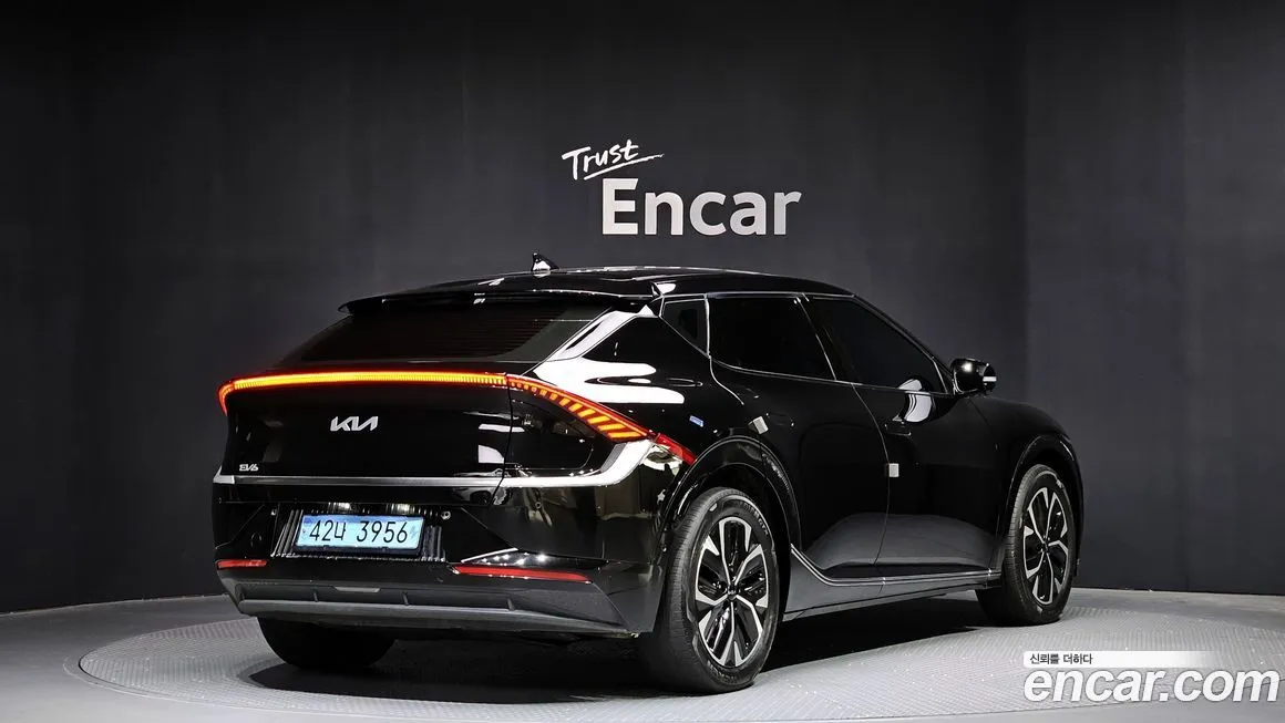 Kia EV6 — фото 2