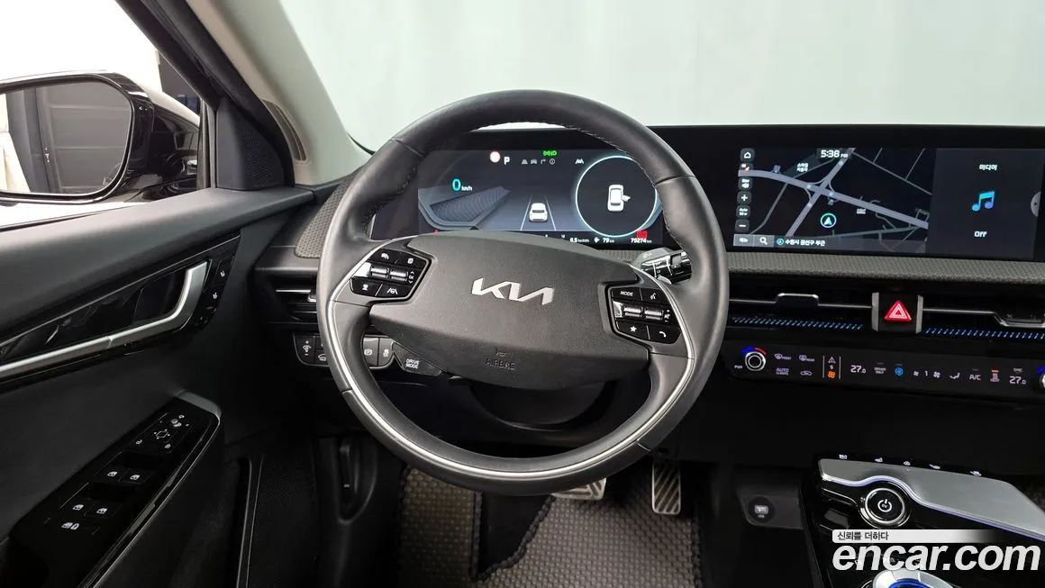 Kia EV6 — фото 9