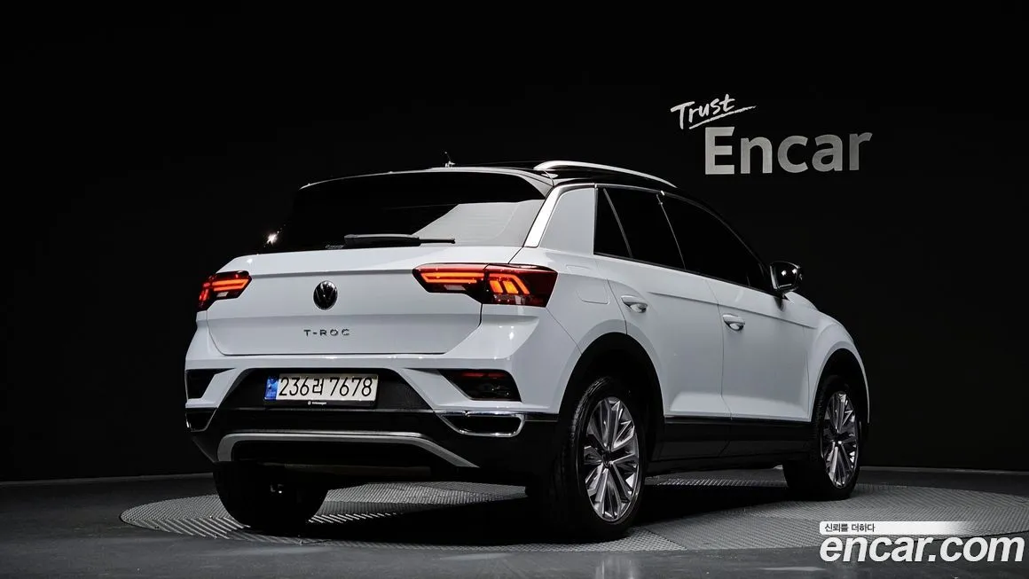 Volkswagen T-Roc — фото 2