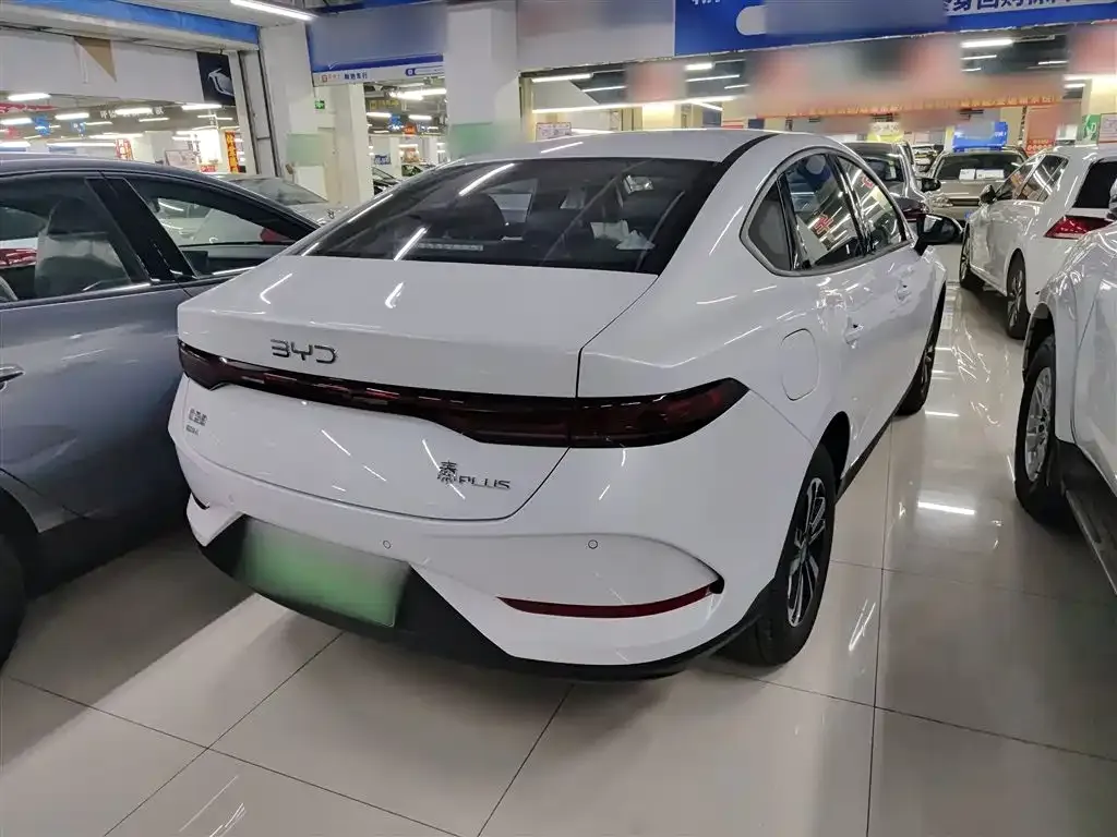 BYD Qin PLUS — фото 7
