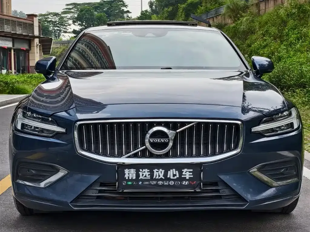 Volvo S60 — фото 2