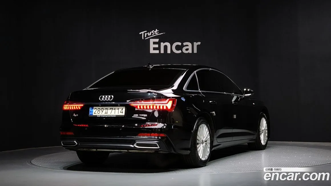Audi A6 — фото 2