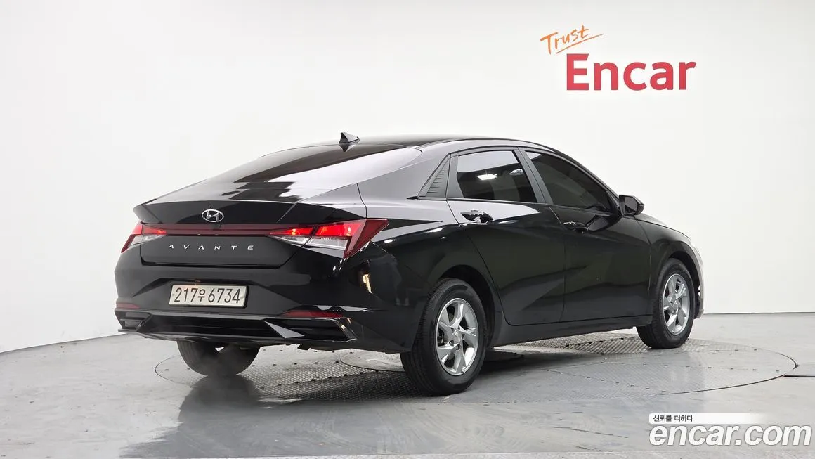 Hyundai AVANTE — фото 2