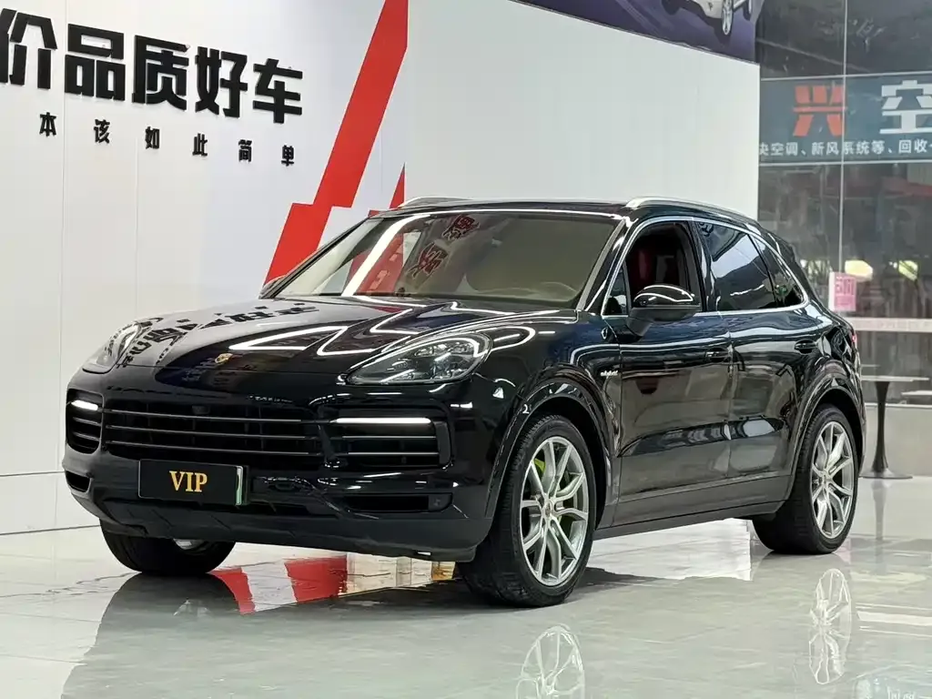 Porsche Cayenne Hybrid — фото 1