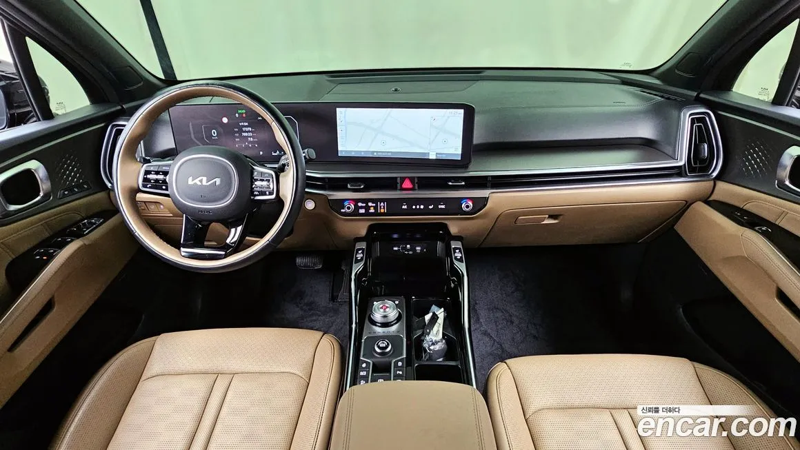 Kia Sorento — фото 7