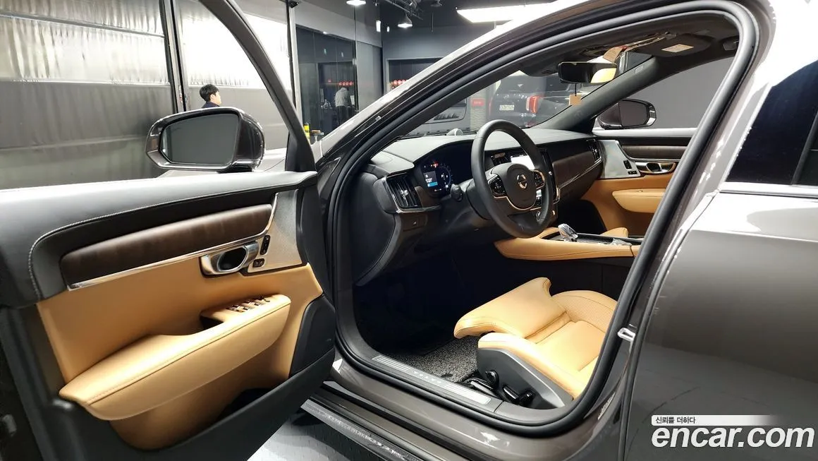 Volvo S90 — фото 10