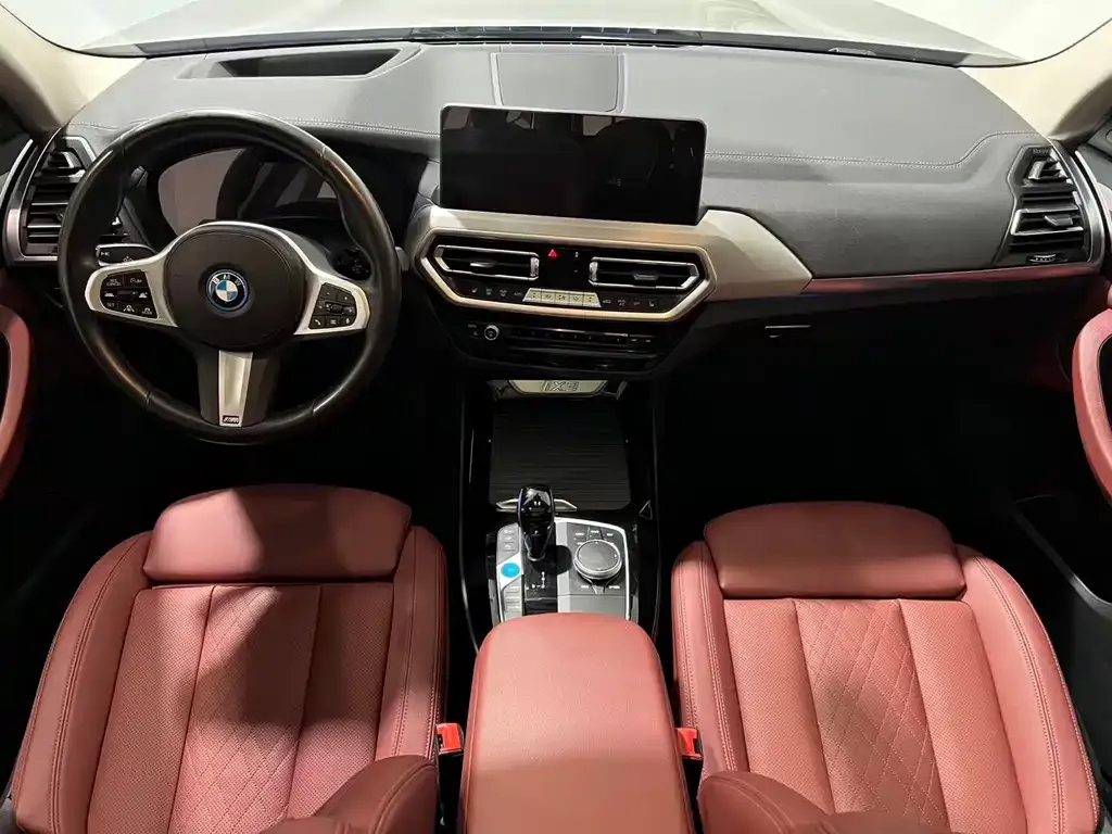 BMW iX3 — фото 5