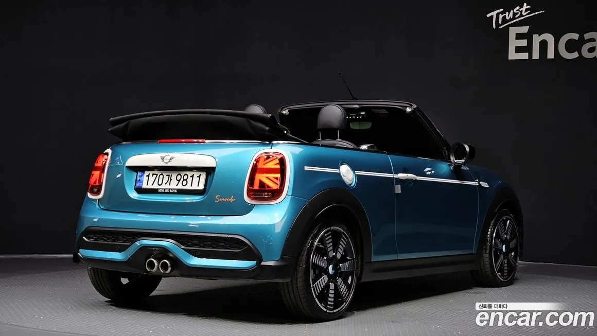 Mini Cooper Convertible — фото 2