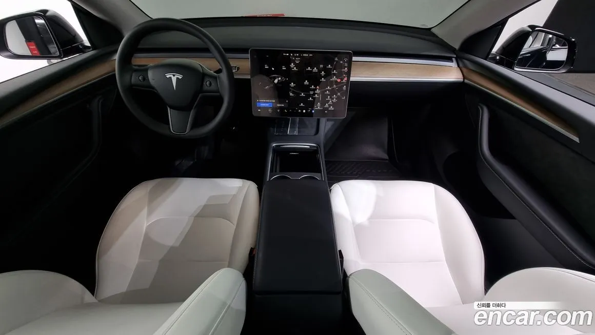 Tesla Model Y — фото 7