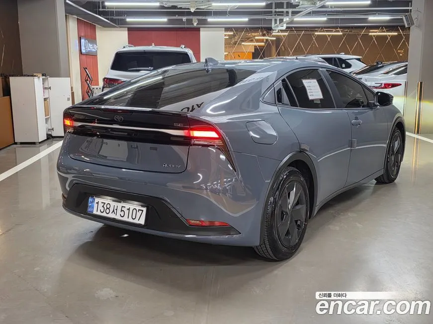 Toyota Prius — фото 2