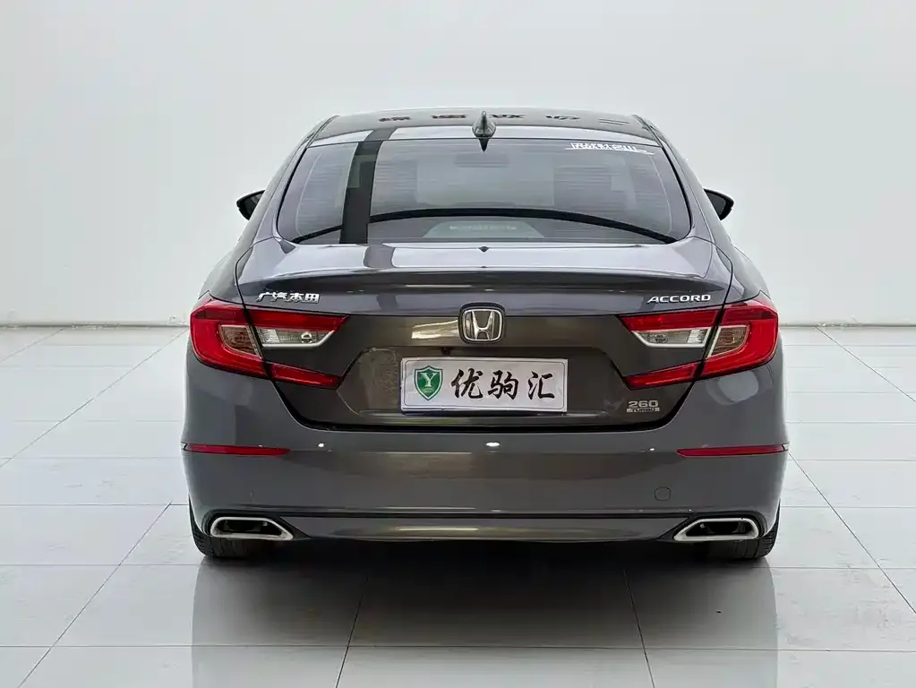 Honda Accord — фото 4