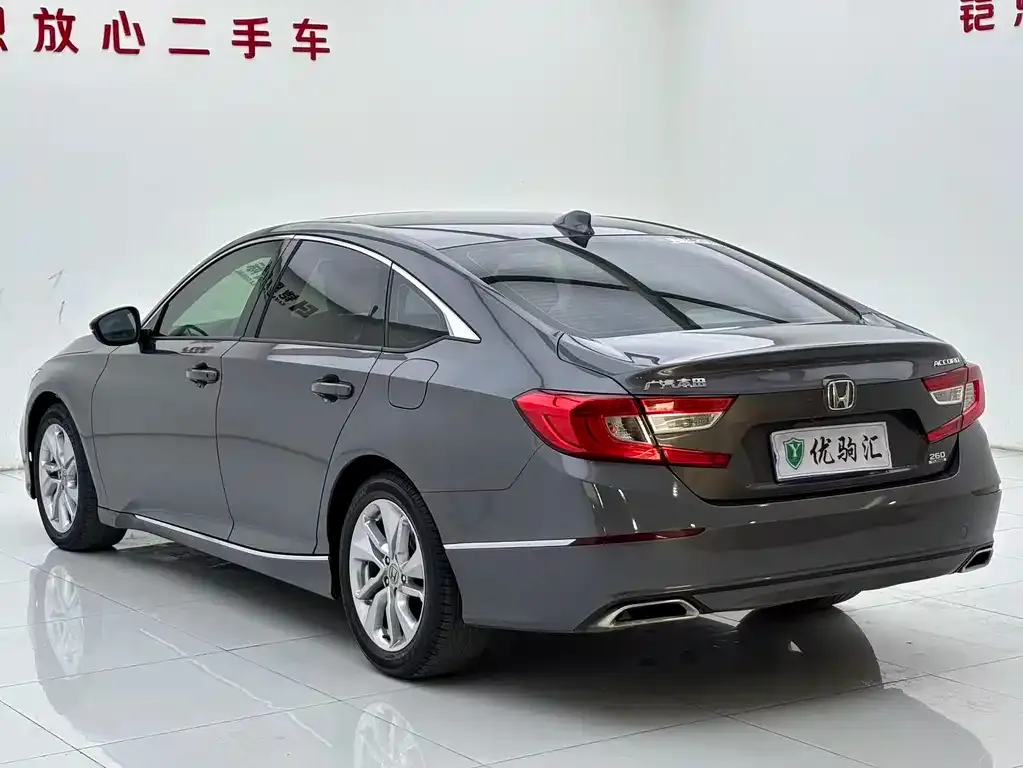 Honda Accord — фото 5