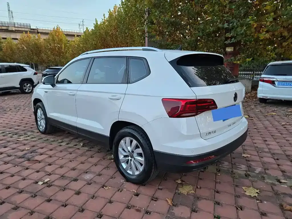 Volkswagen Tharu — фото 3