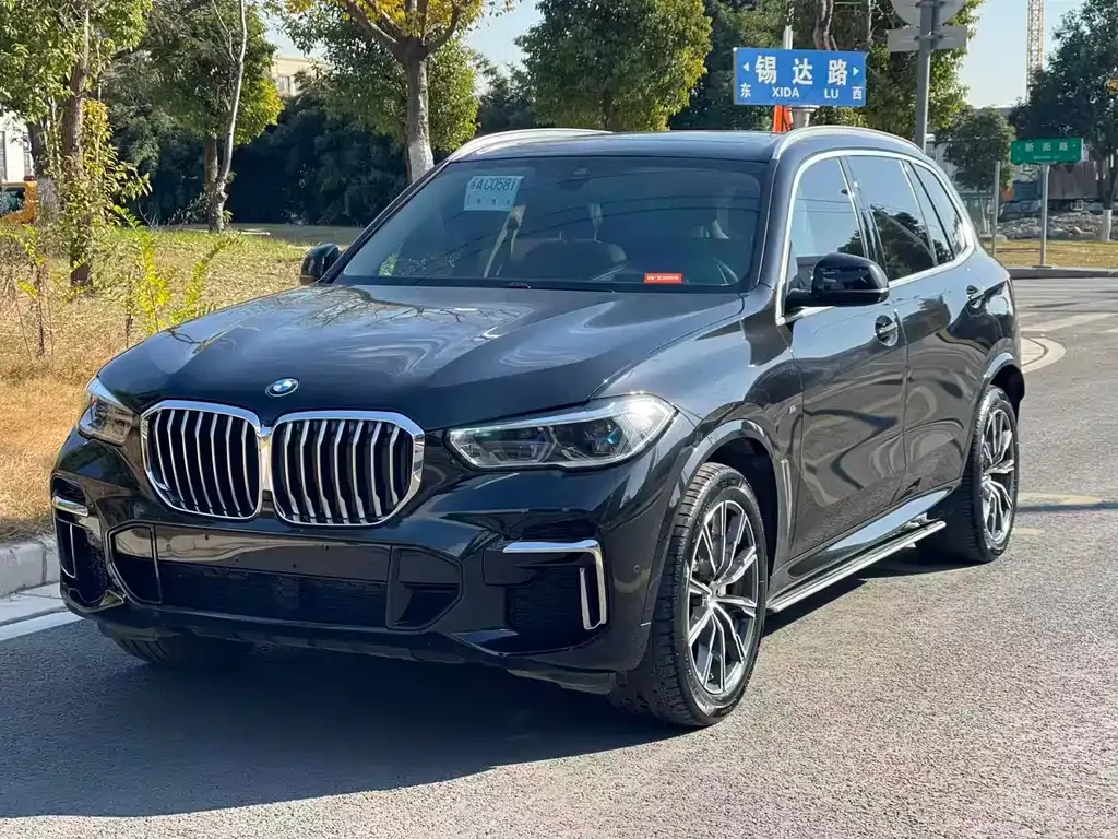 BMW X5 — фото 1