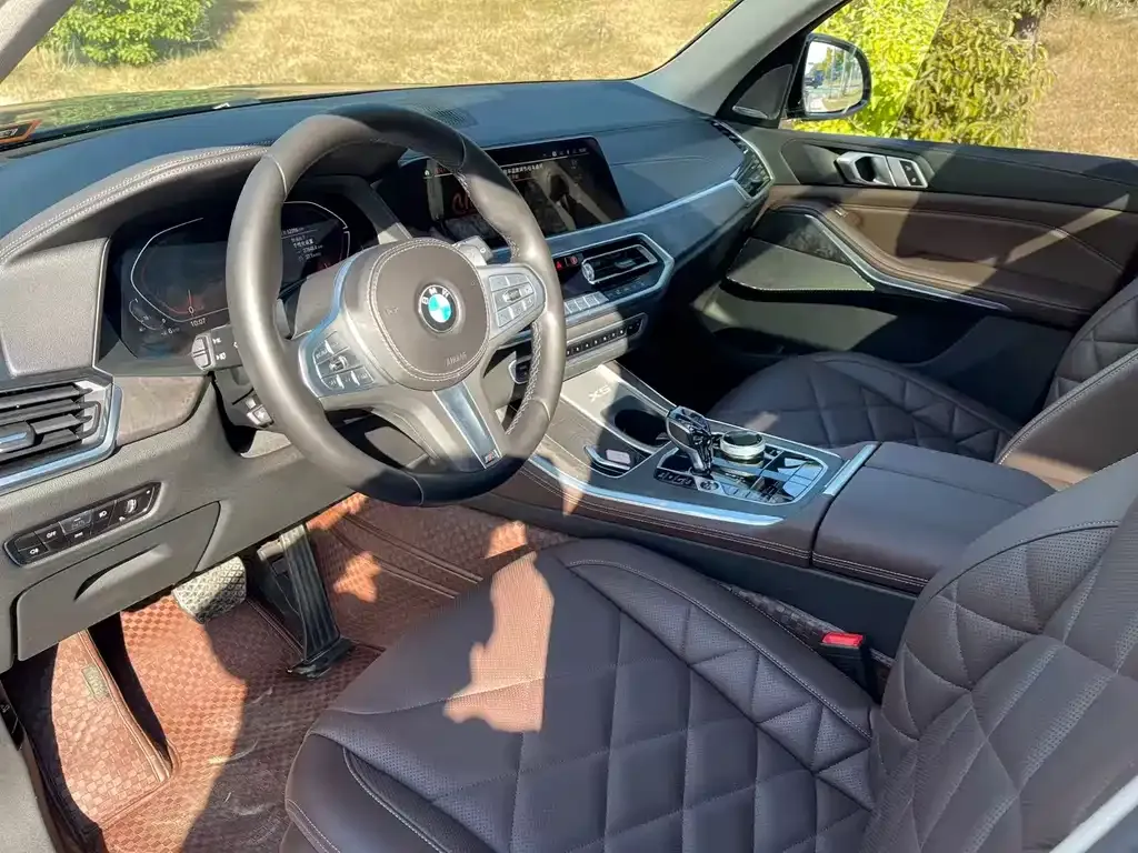 BMW X5 — фото 9