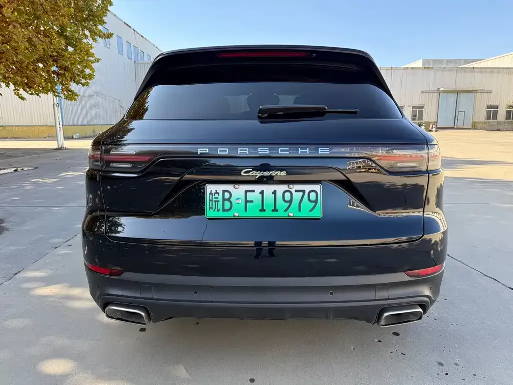 Porsche Cayenne Hybrid — фото 4
