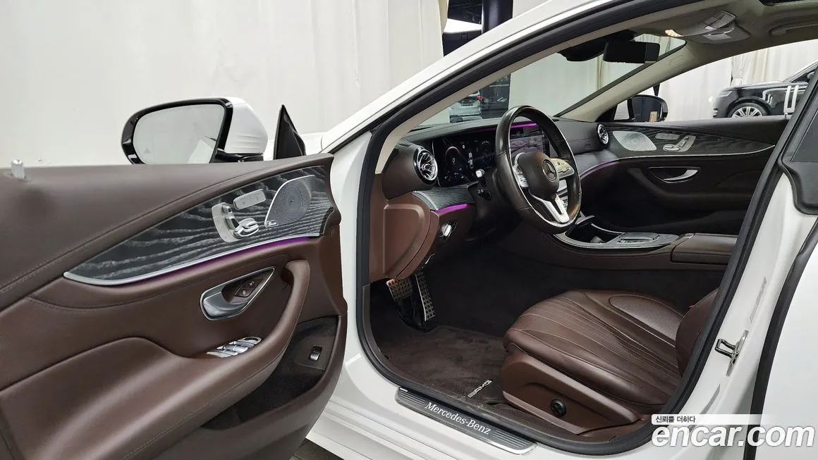 Mercedes-Benz CLS-Class — фото 10