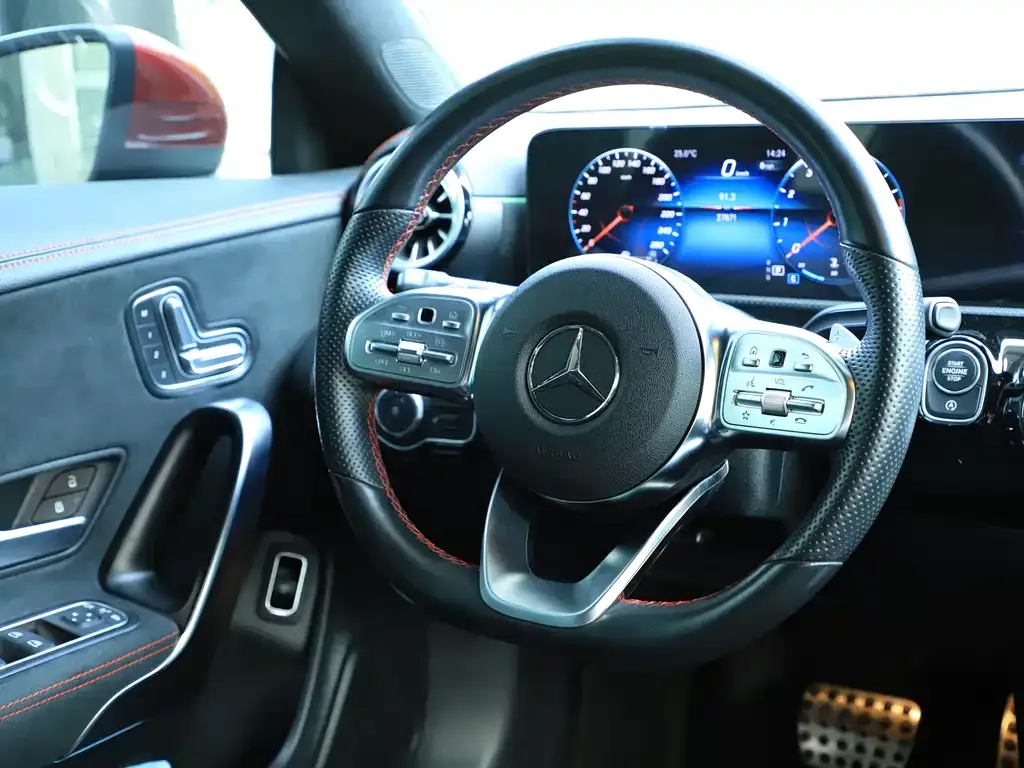 Mercedes-Benz CLA (Import) — фото 9