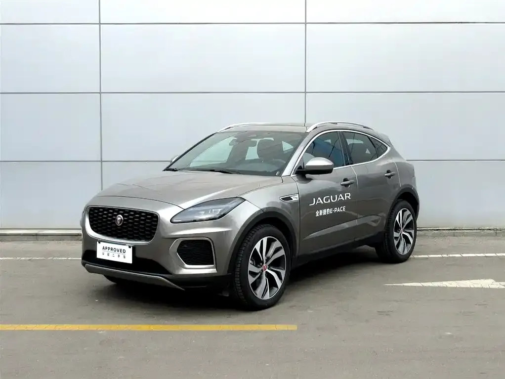 Jaguar E-PACE — фото 1