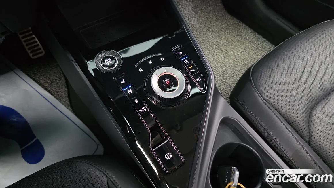 Kia Niro — фото 9