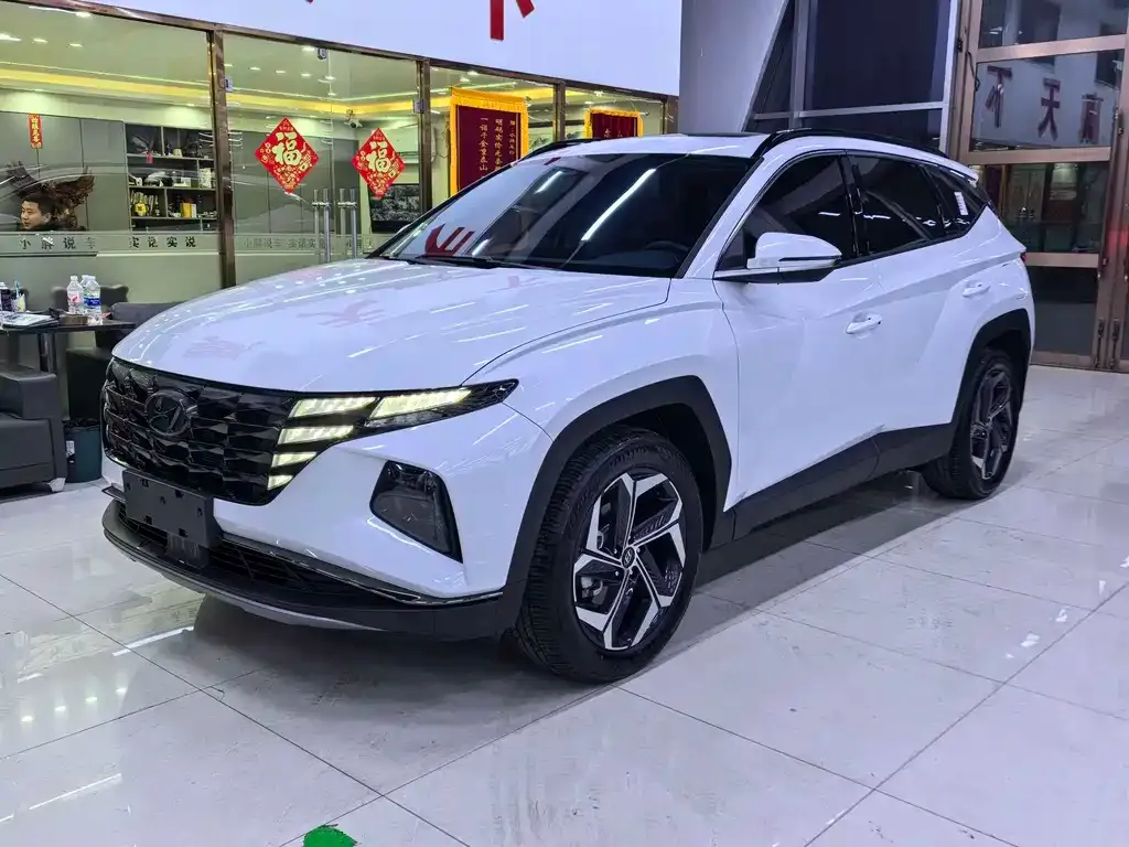 Hyundai Tucson — фото 1