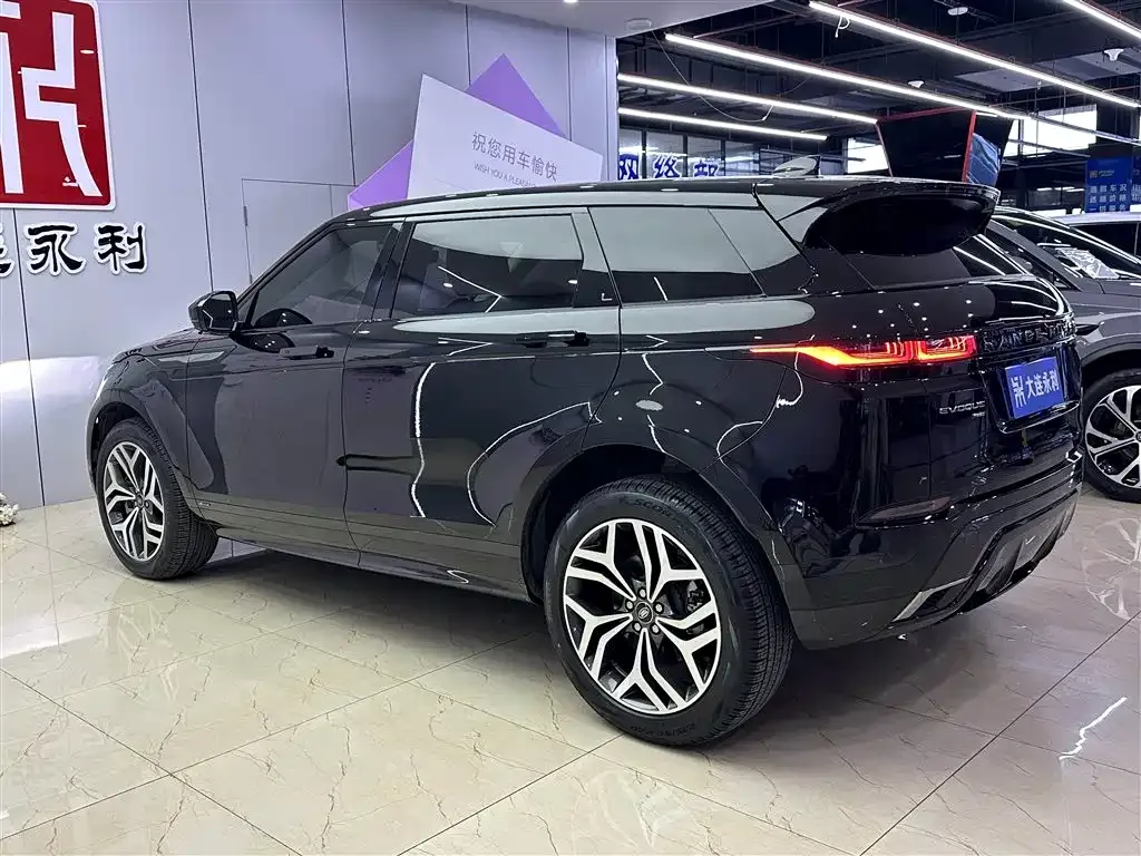 Land Rover Evoque — фото 6