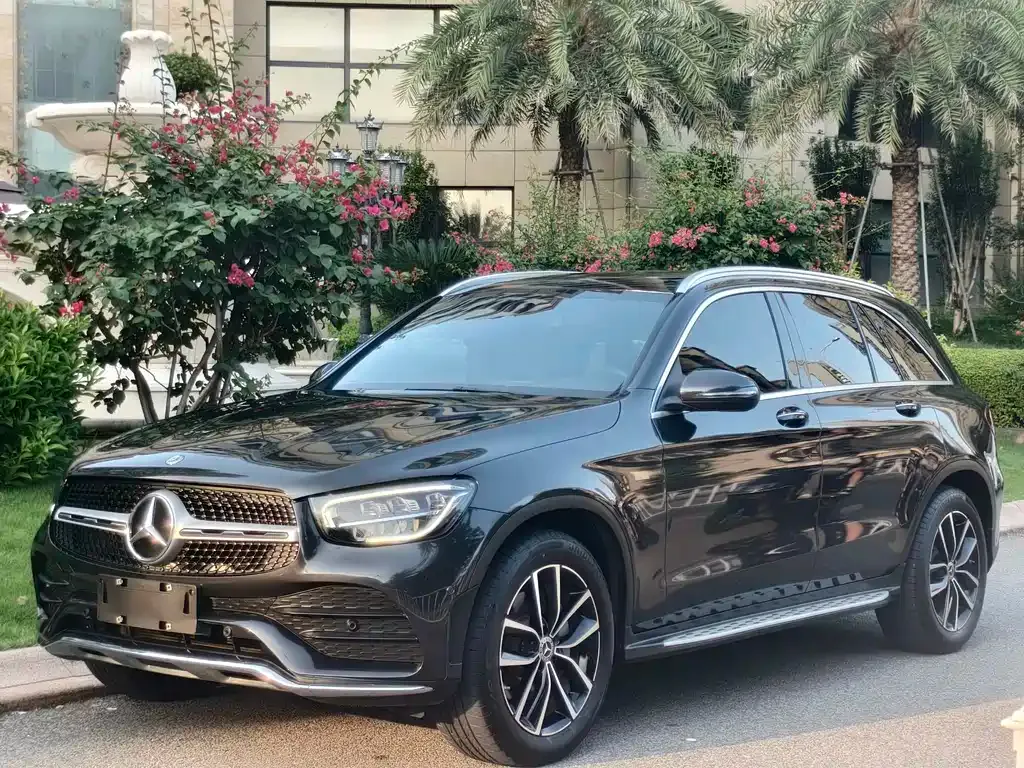 Mercedes-Benz GLC — фото 1