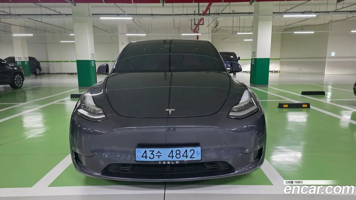 Tesla Model Y — фото 3