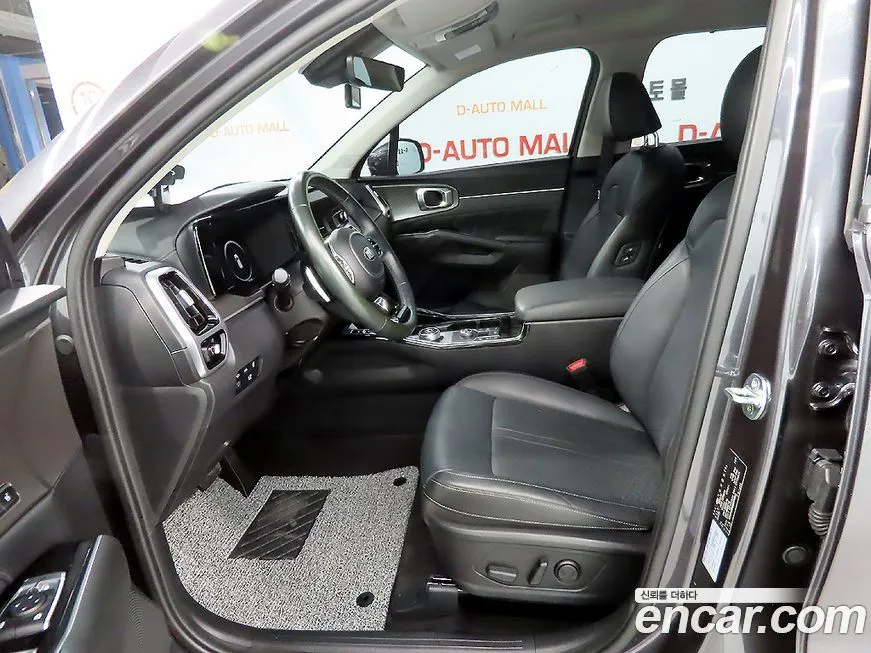 Kia Sorento — фото 6