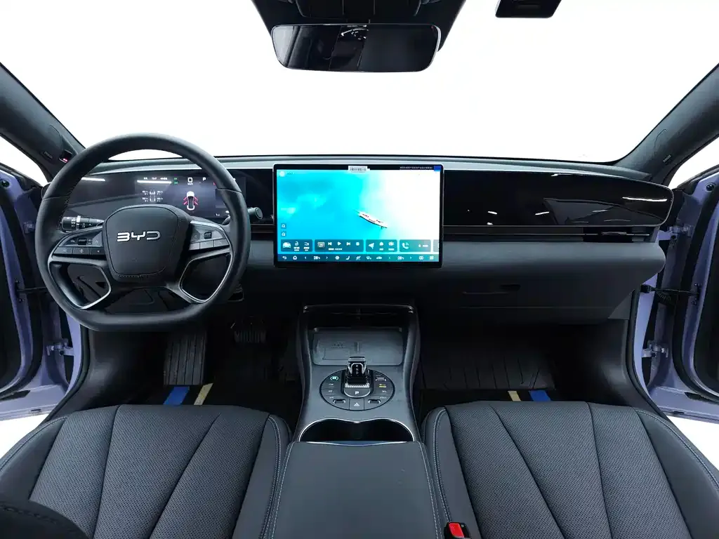 BYD Seal — фото 7